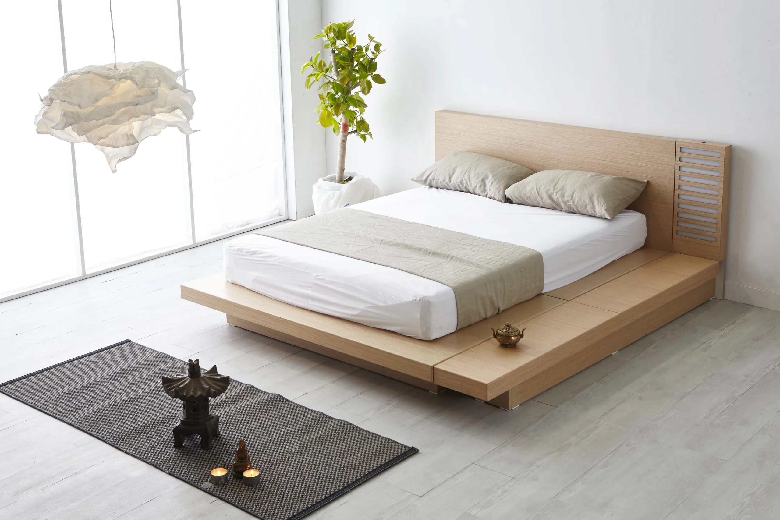 Fine Wood Bed 2