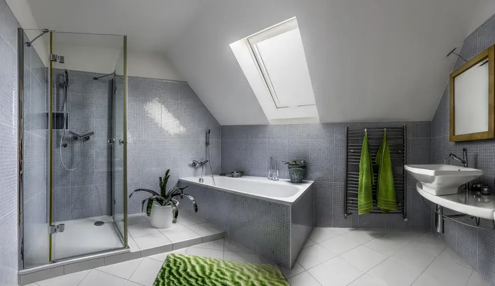 White Square Tile Bathroom 4