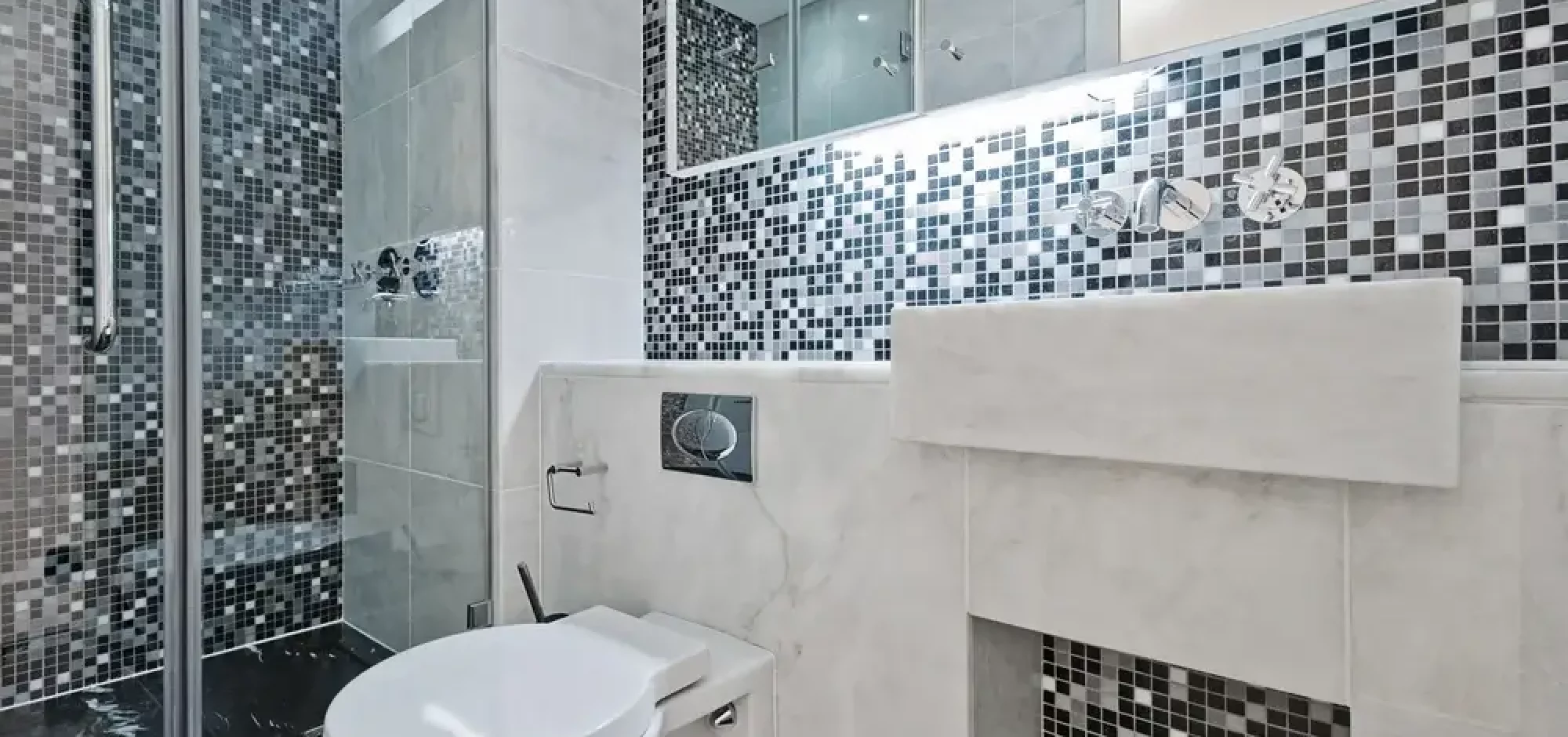 White Square Tile Bathroom 3